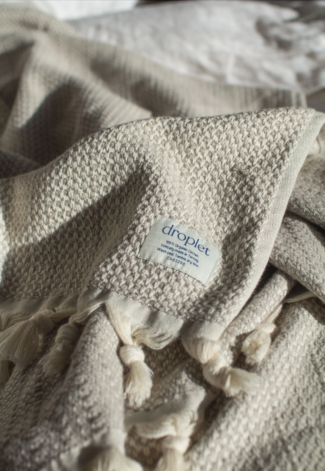 Droplet blanket king size