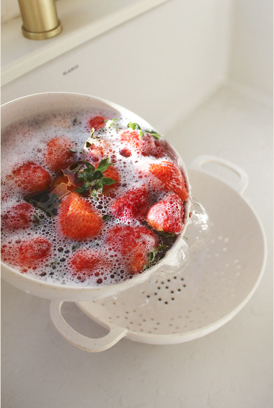 Coco + Rowe fruit and veggie wash