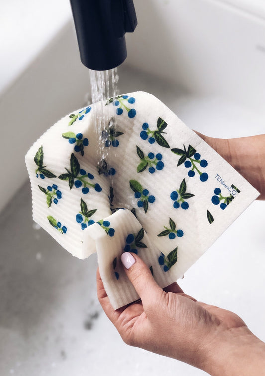 Eco-friendly sponge cloth in blueberry pattern, replace the use of up to 17 rolls of paper towel