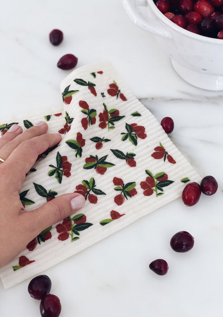 Eco-friendly sponge cloth in cranberry pattern, replace the use of up to 17 rolls of paper towel