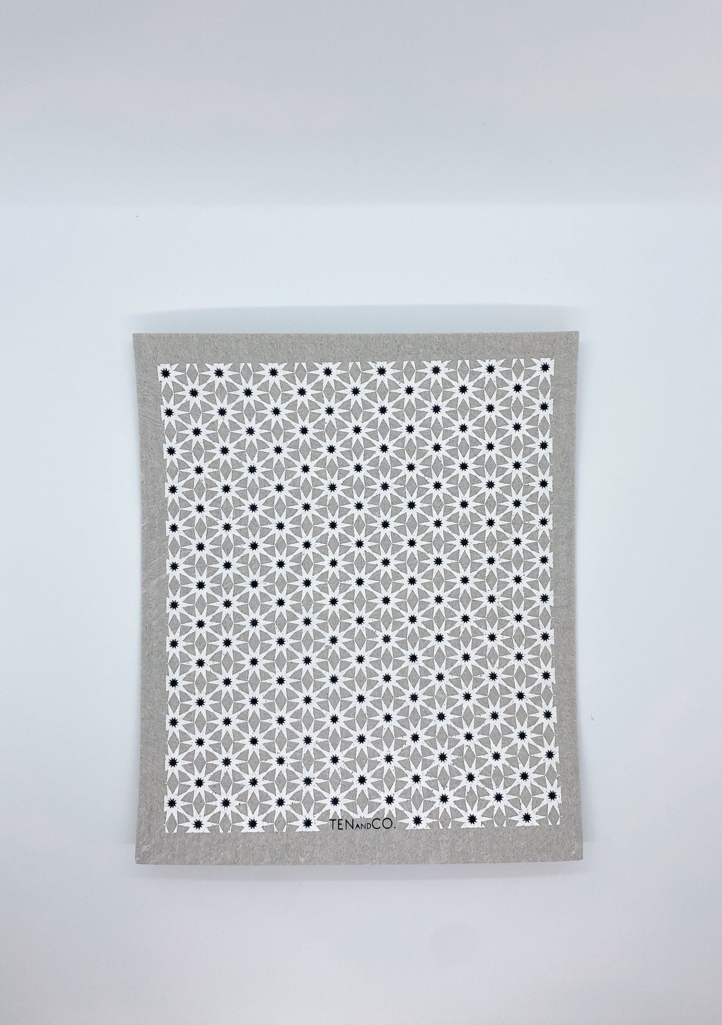 Eco-friendly sponge cloth in grey starburst pattern, replace the use of up to 17 rolls of paper towel