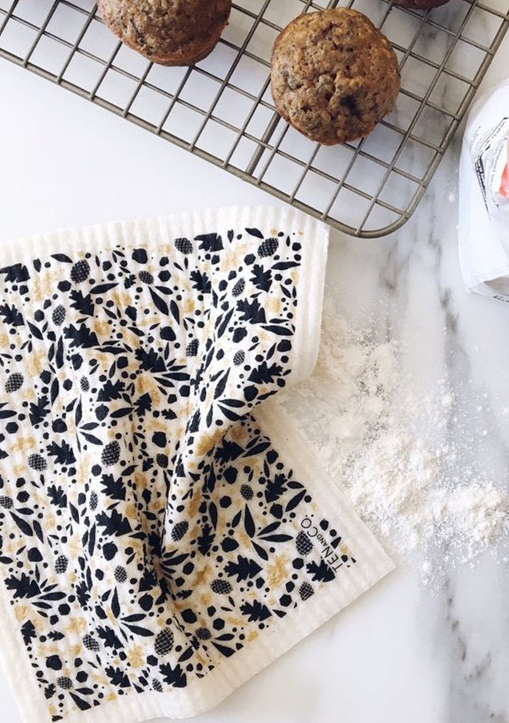 Eco-friendly sponge cloth in acorn pattern, replace the use of up to 17 rolls of paper towel